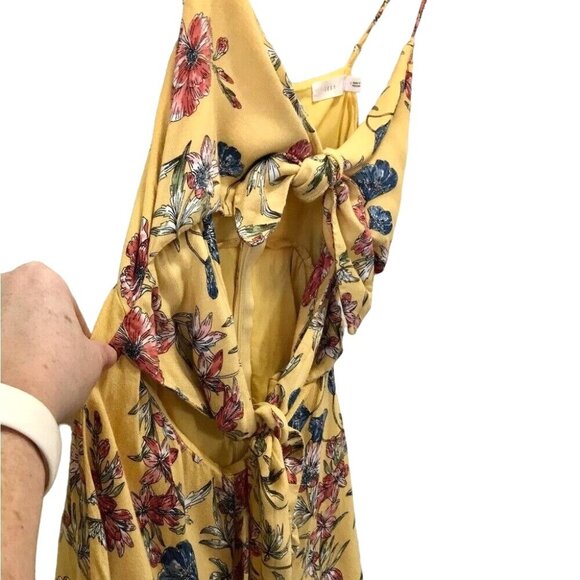 Lush  Women's Yellow Floral Beachy Romper w/ Cutouts Double Tie Front Size Small - Picture 3 of 12